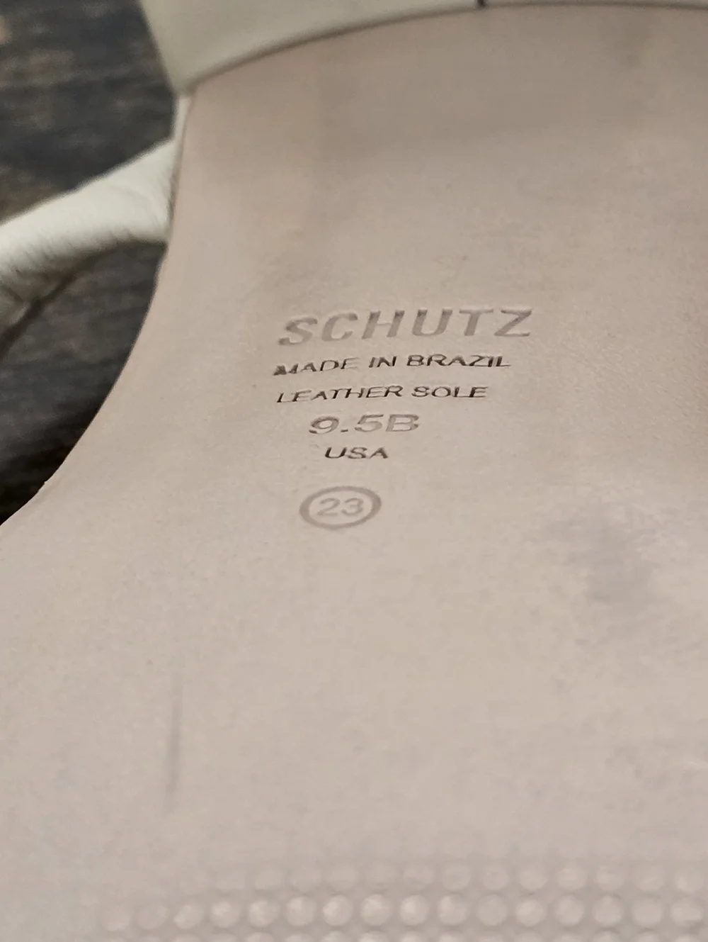 SCHUTZ olly cream
